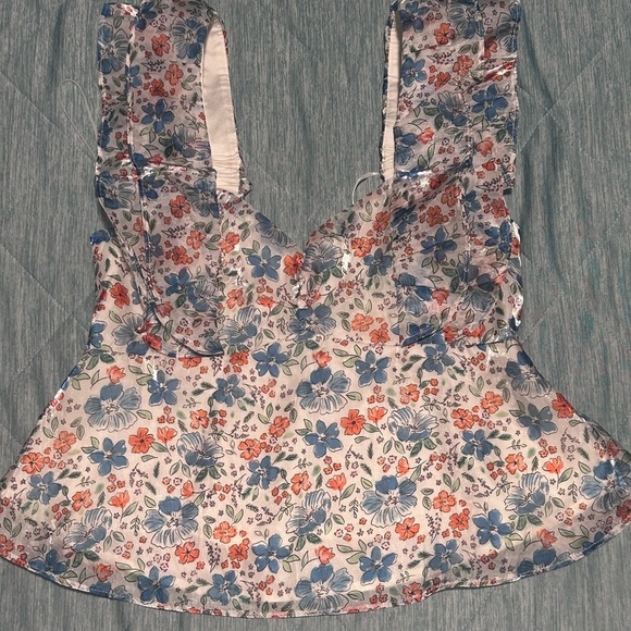 WILDFOX BLOUSE. Size small - Picture 2 of 4